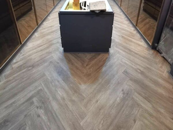 กระเบื้องยางลายไม้